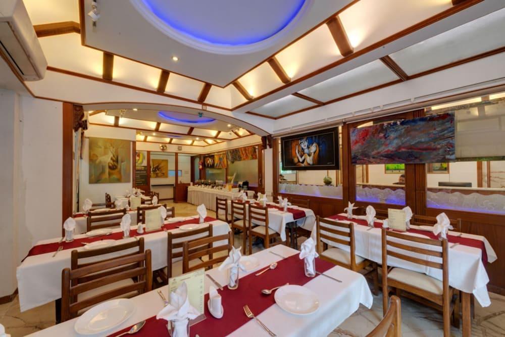 Regal Enclave Hotell Mumbai Eksteriør bilde