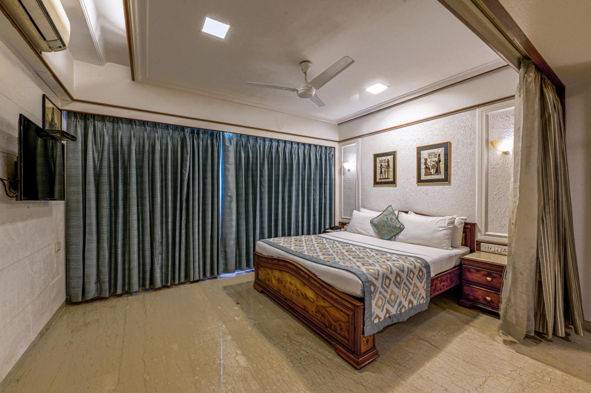 Regal Enclave Hotell Mumbai Eksteriør bilde