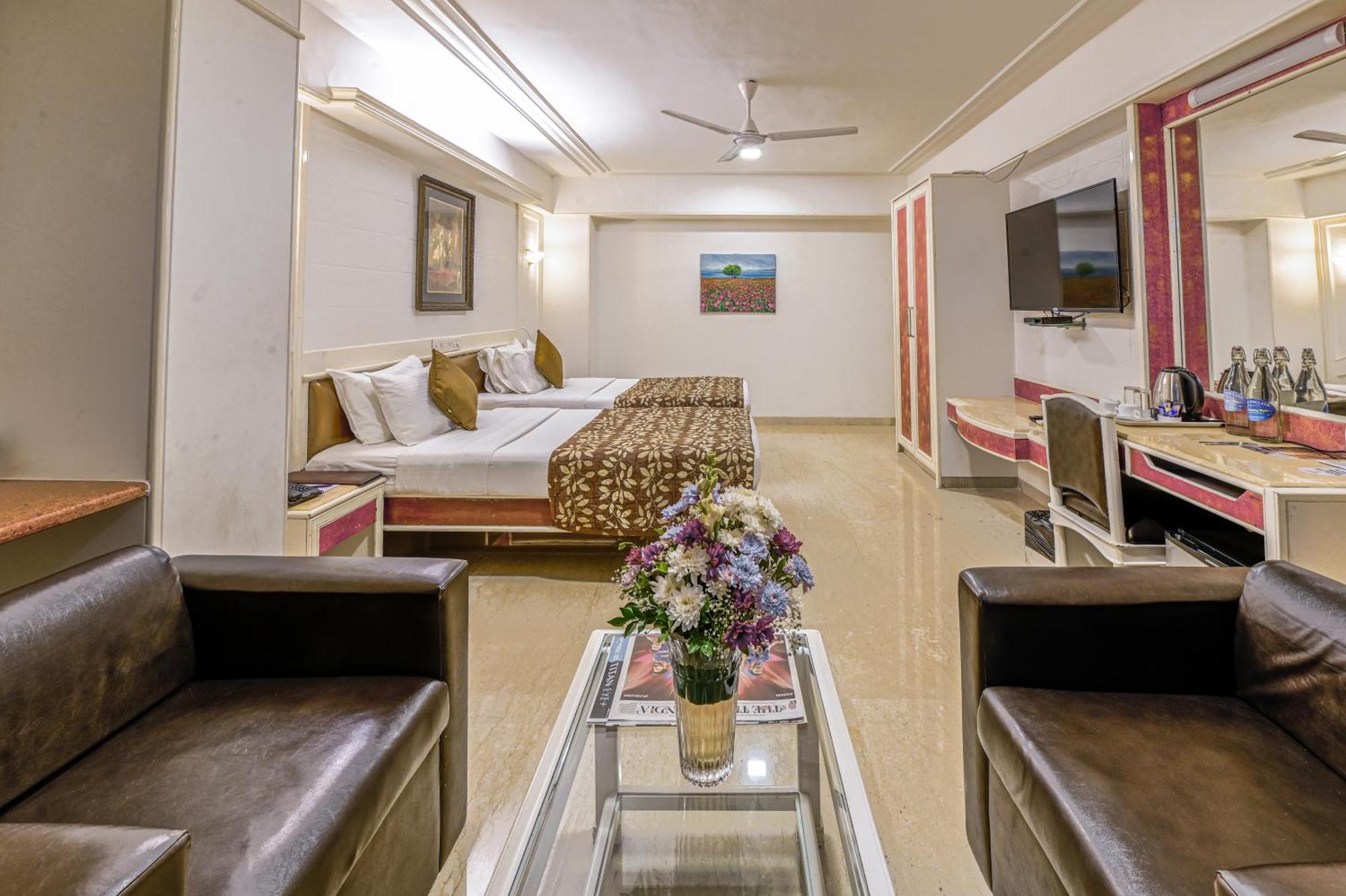 Regal Enclave Hotell Mumbai Eksteriør bilde
