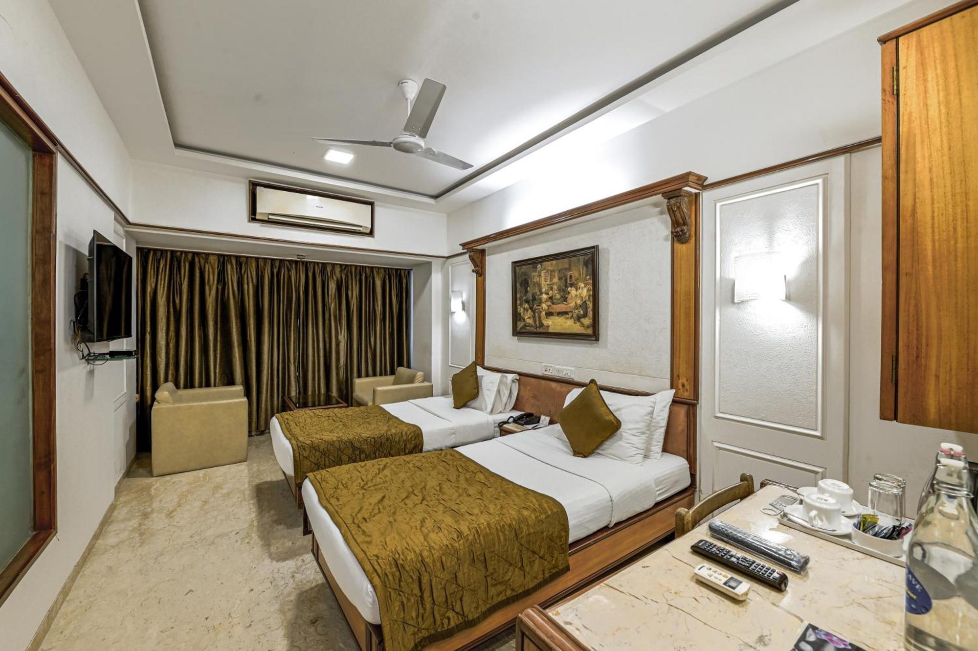 Regal Enclave Hotell Mumbai Eksteriør bilde