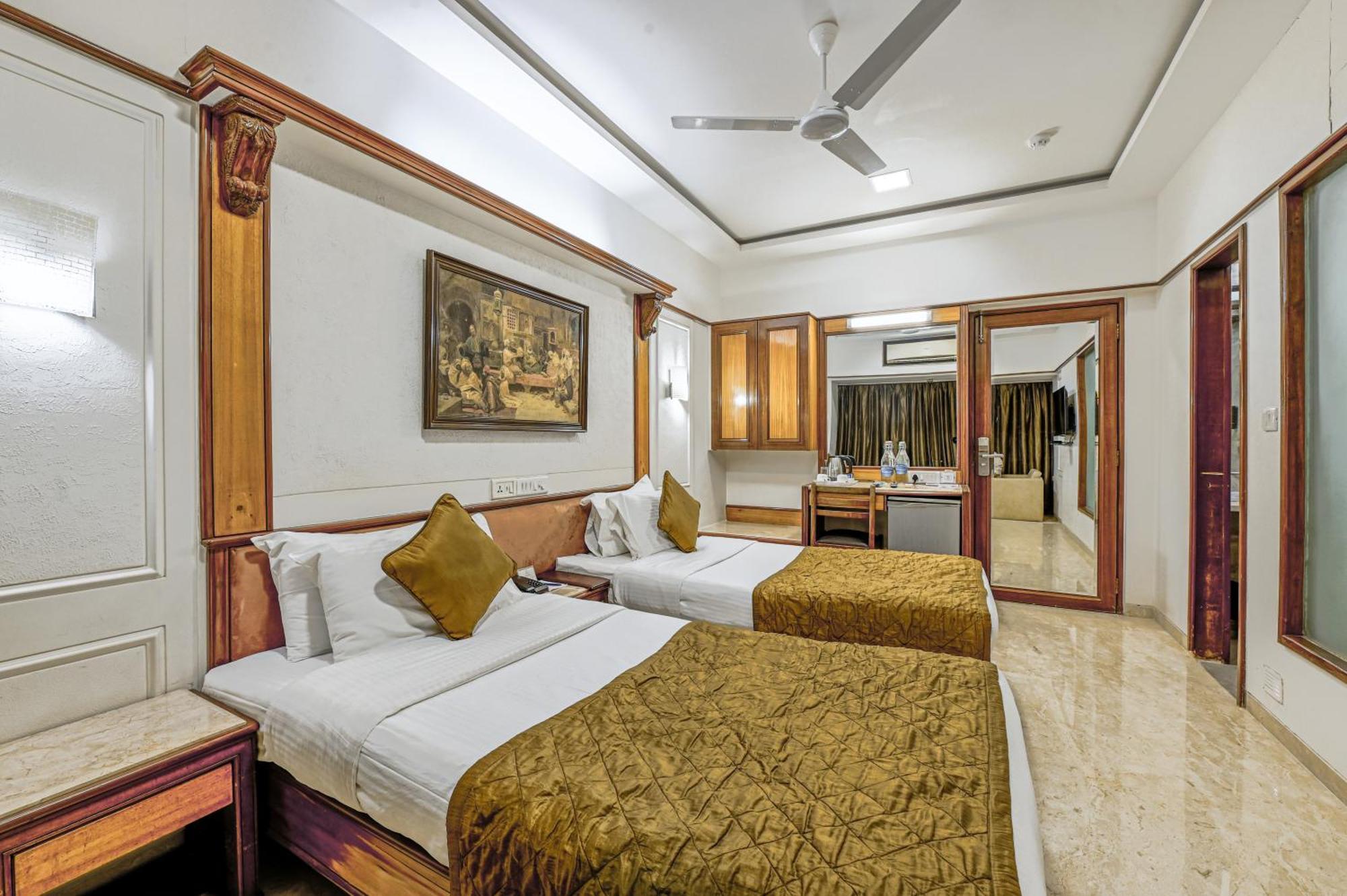 Regal Enclave Hotell Mumbai Eksteriør bilde