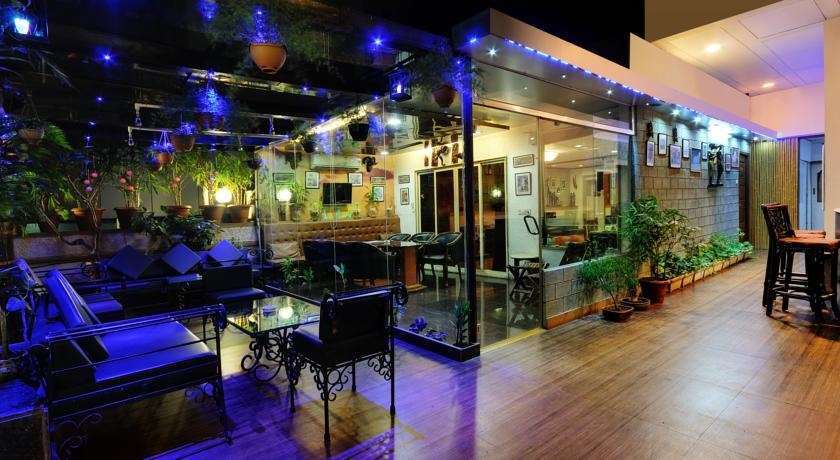 Regal Enclave Hotell Mumbai Restaurant bilde